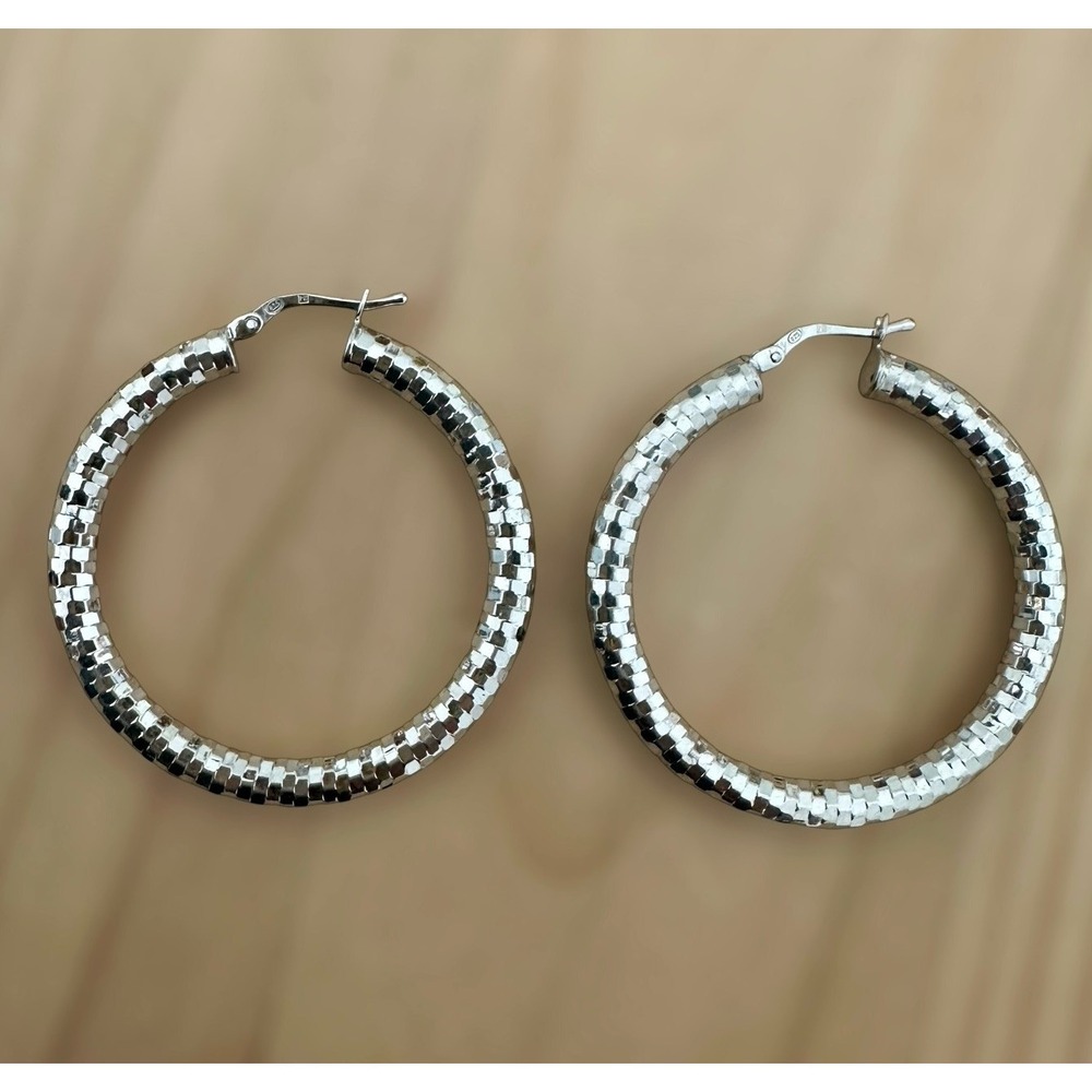 VTG MI Media‎ Imports Hoop Earrings 1.5 Inch Textured Italy 925 Sterling 5.3g - Picture 2 of 8